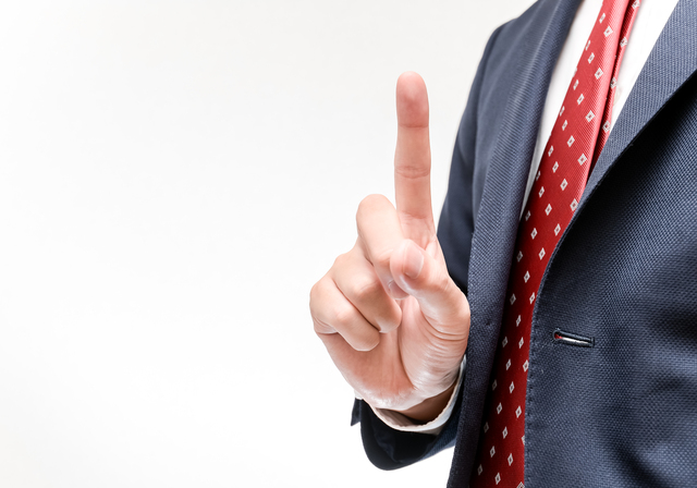 その取引で起こりえるリスクをシミュレーションする