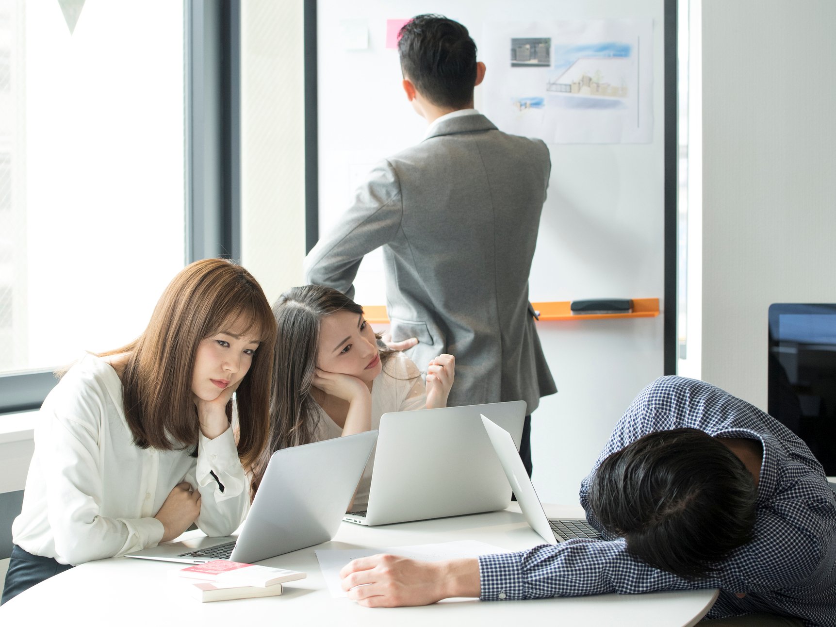 退屈な会議