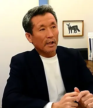 中島伸喜