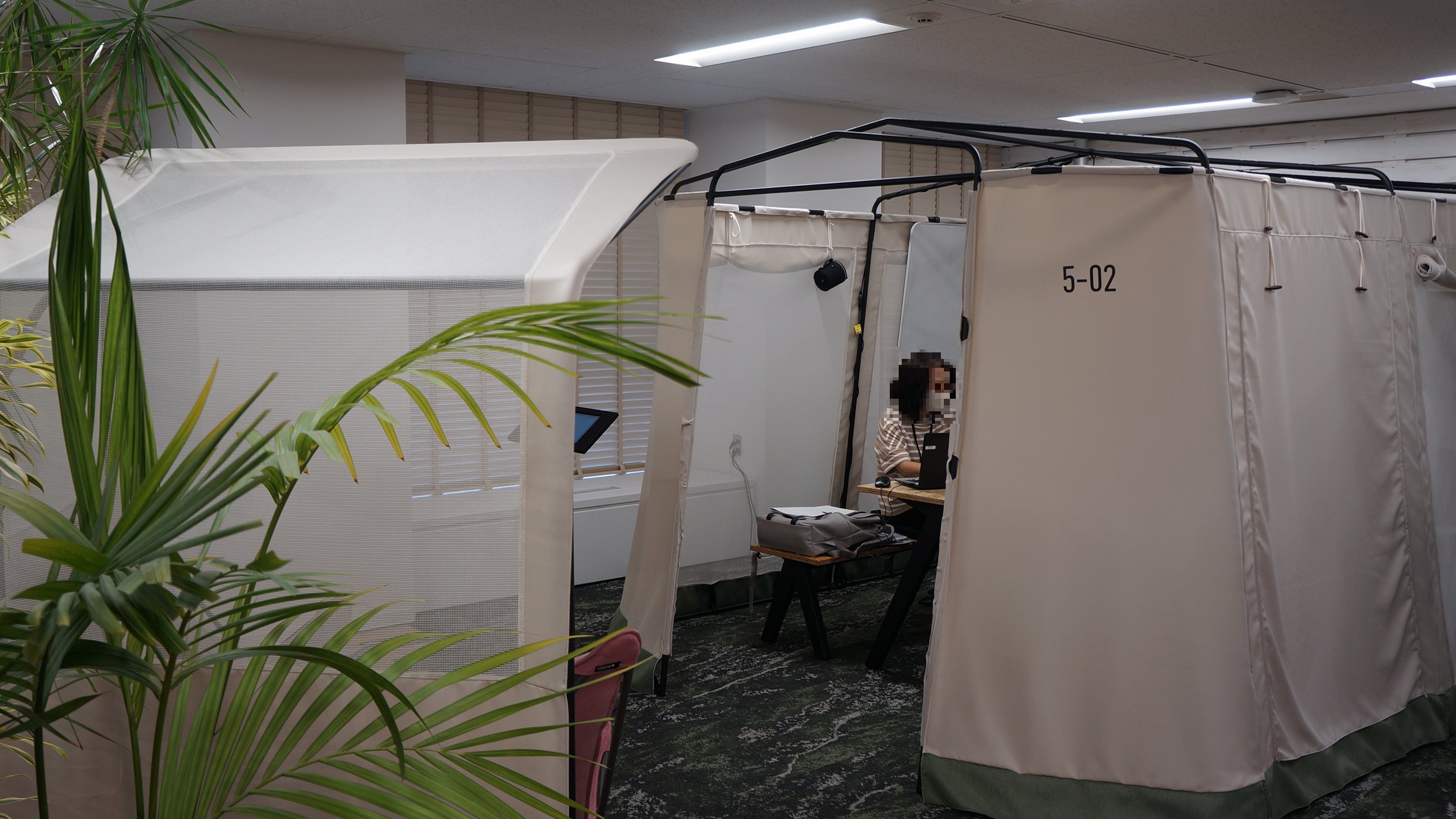 テント型ブース