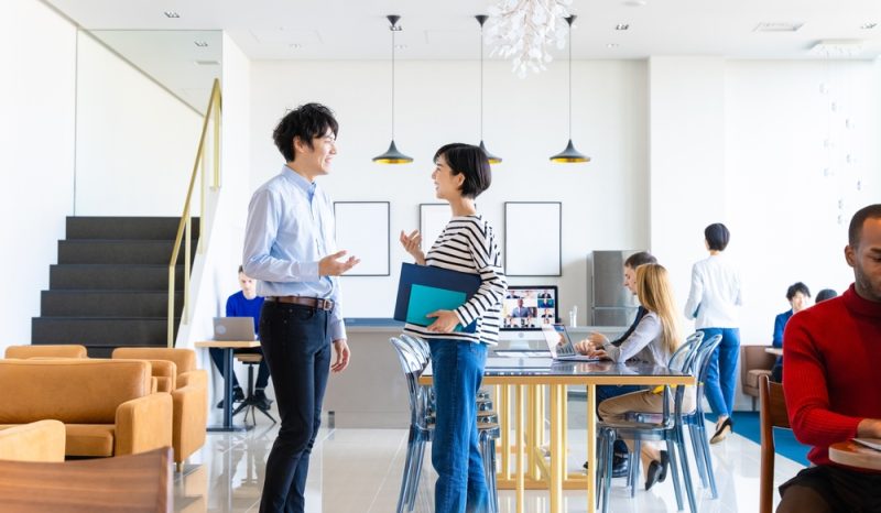 Group,Of,Multi,National,People,Working,In,Stylish,Office.,Global